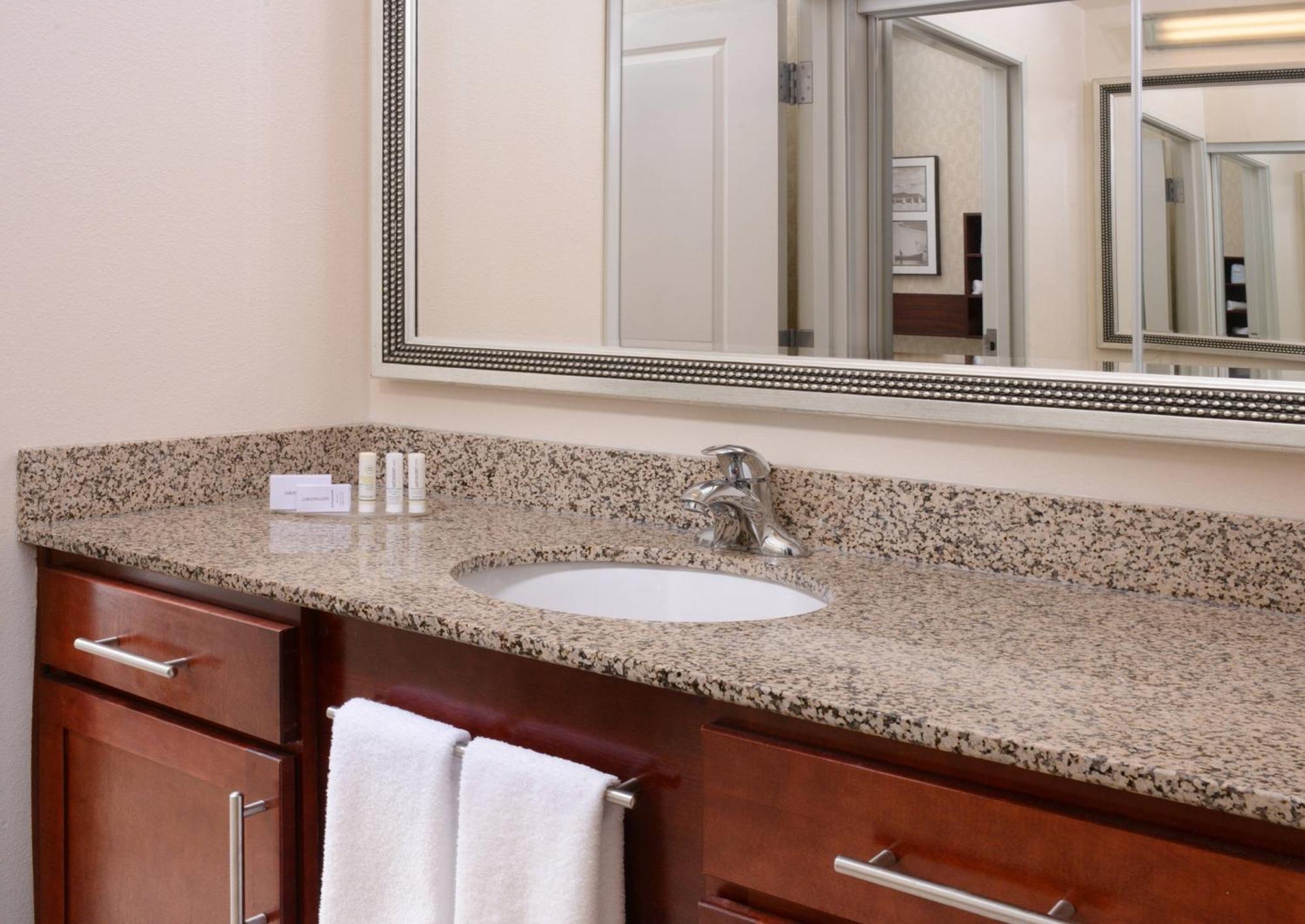 Residence Inn By Marriott Dallas Plano Колоні Екстер'єр фото